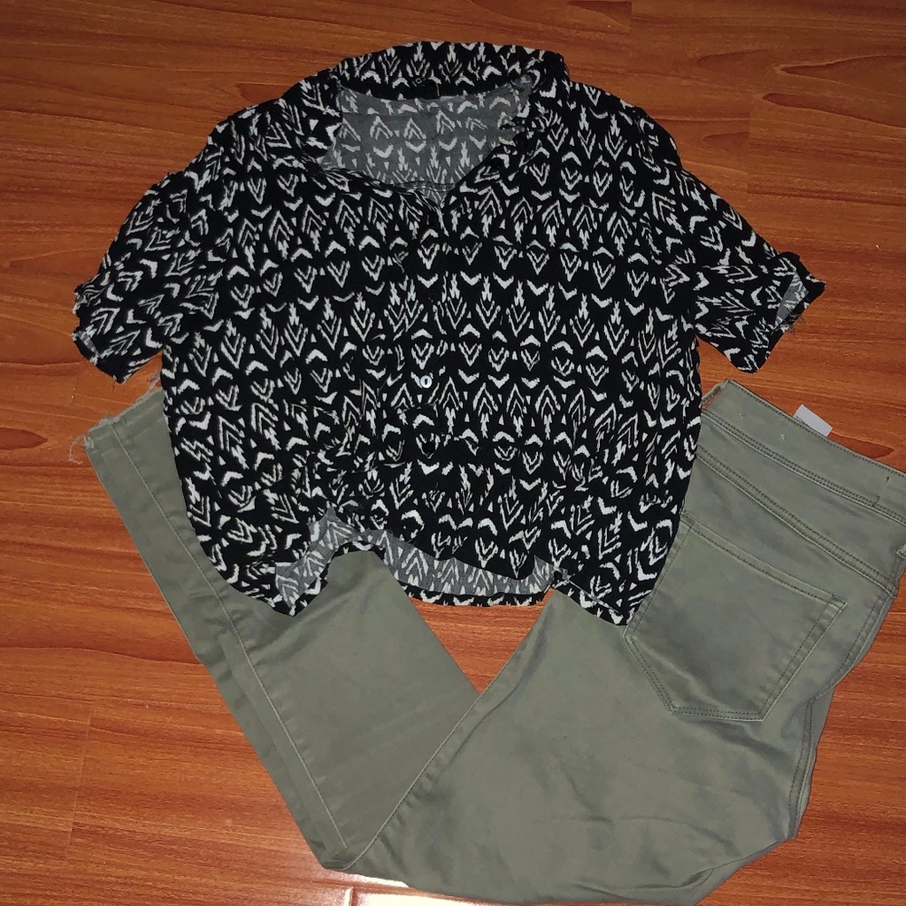 Hawaiian Button up blouse/shirt